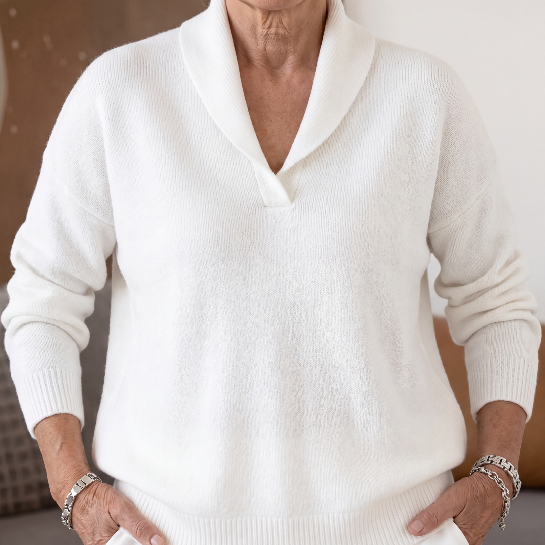 Lisa | The Forgiving-Fit V-Neck Sweater