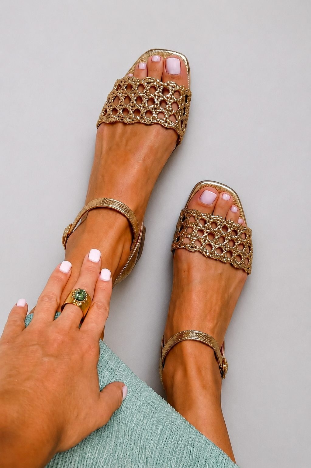 WARREN & GRACE | AURORA GOLDEN SANDALS SUMMER ENCHANTMENT