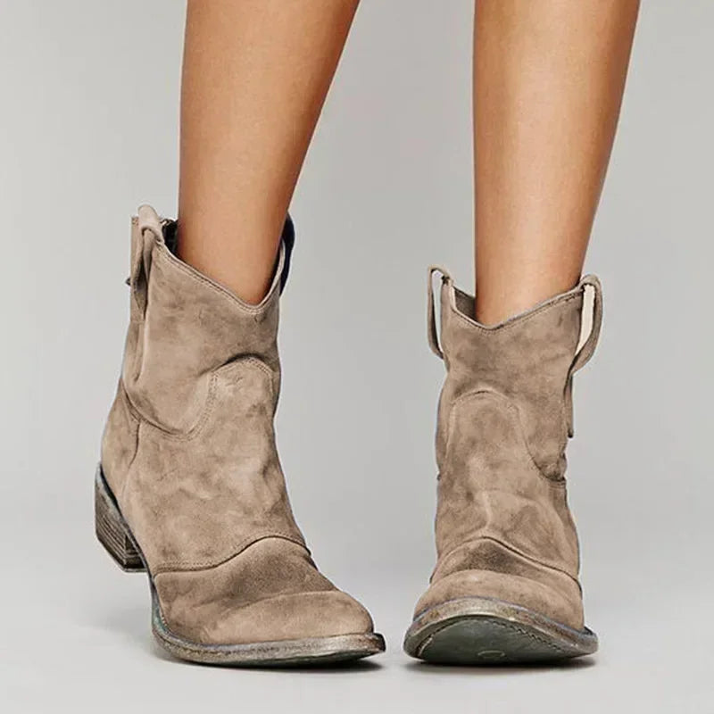 Jessa - Orthopedic Boots